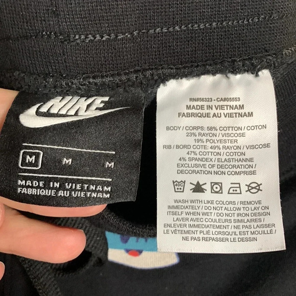 Like new men’s NIKE black printed pullon shorts size medium - Picture 5 of 7